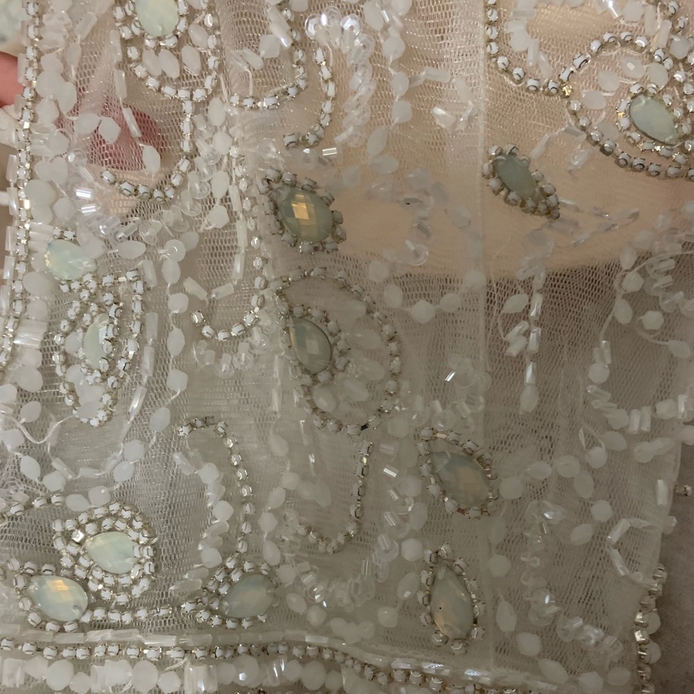 Sold!!! Nwt lulu beaded & tulle wedding dress - Picture 5 of 8